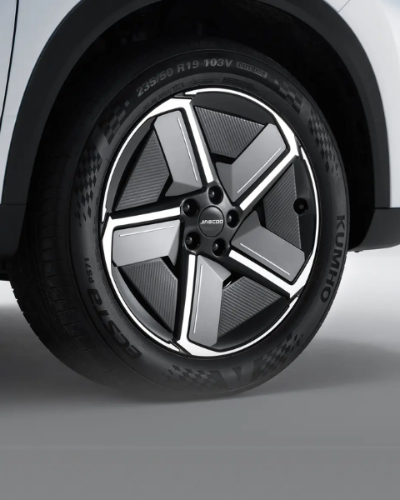 19" Alloy Wheels
