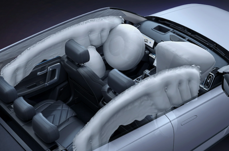 10 Safety Airbags https://www.halesowenmotorhouse.co.uk/assets/media/jaecoo7spec5.png