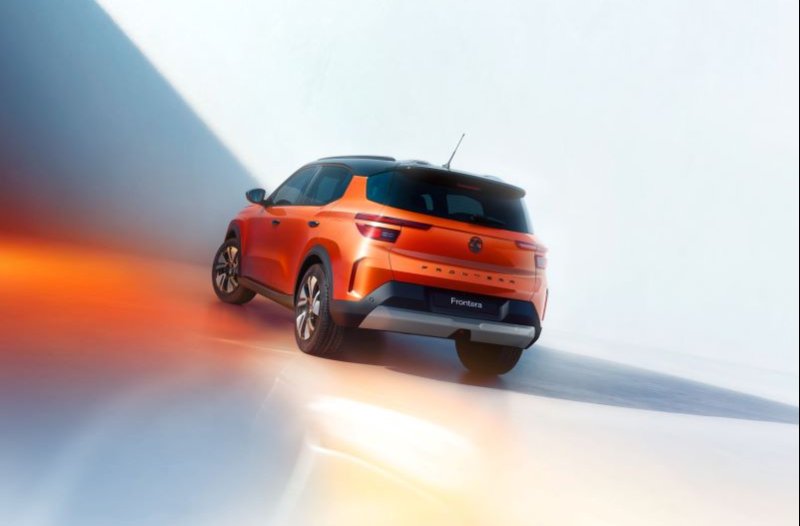 Spacious https://www.halesowenmotorhouse.co.uk/assets/media/rearofthefrontera.jpeg