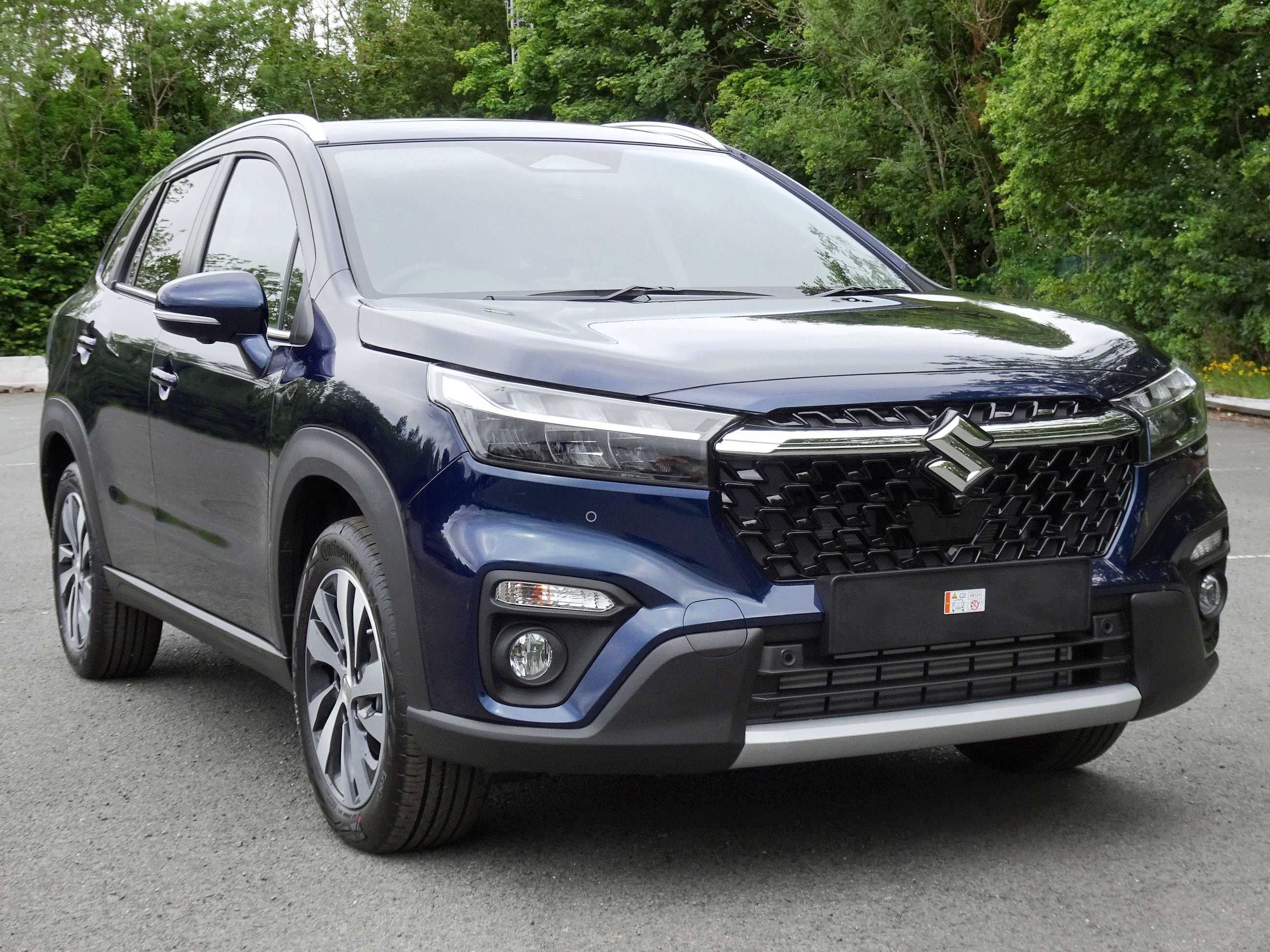 S-CROSS