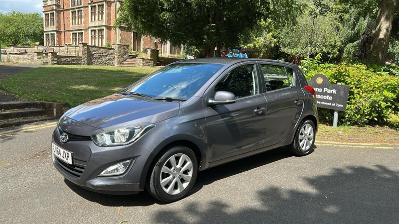 Hyundai i20
