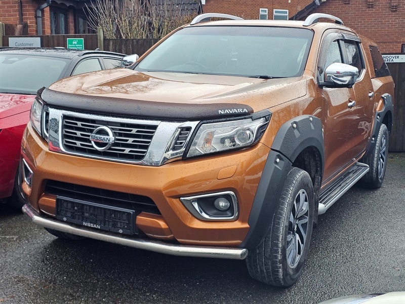 NISSAN NAVARA